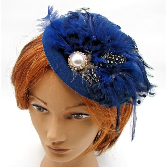 Vintage Womens Pillbox Hat Fascinators White Pearl Feathers Mesh Veil Party Clip - Picture 4 of 13